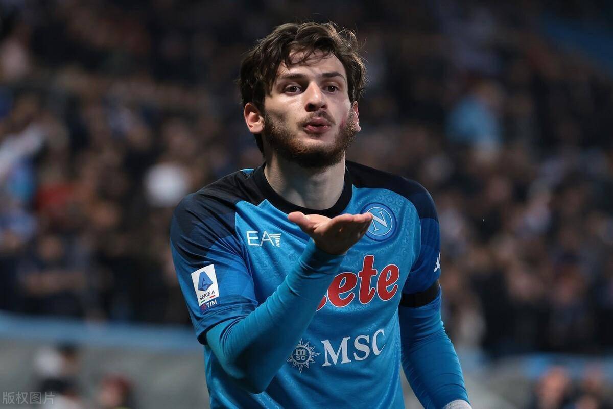 那不勒斯主教练强调集训重要性，备战新战役